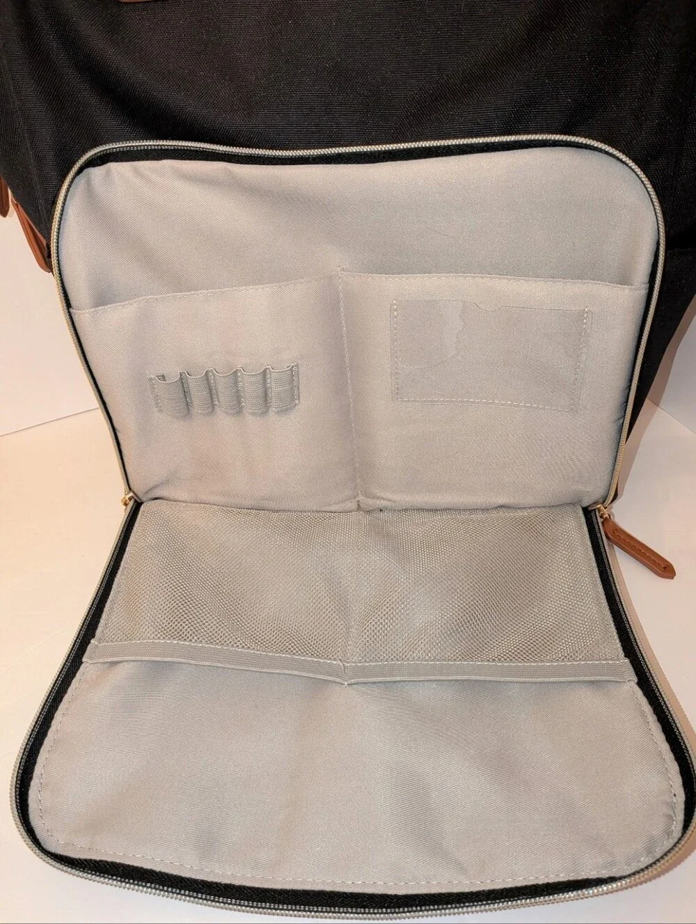 Maevn frame zip